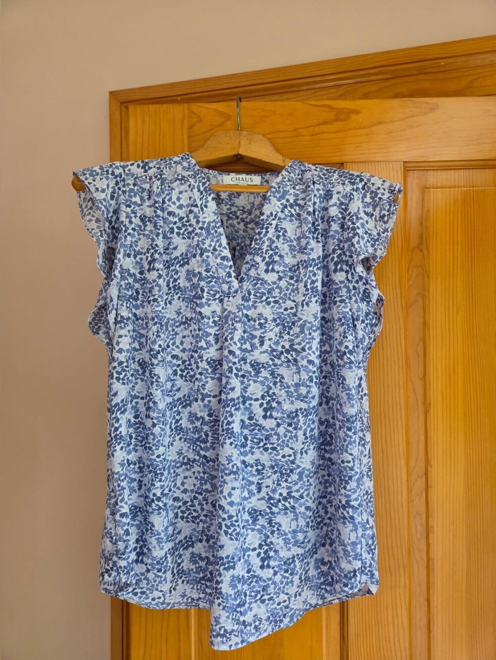 Chaus Blue Floral Ruffle Sleeve V-Neck Top